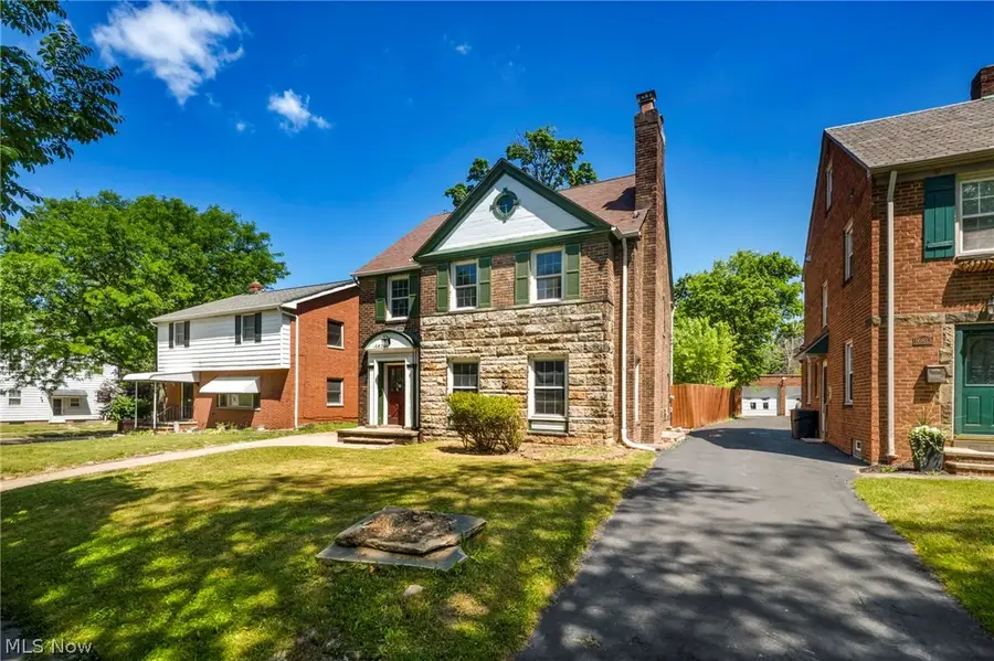 16809 Scottsdale Boulevard, Shaker Heights, OH 44120 - #2