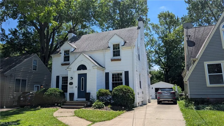 16725 Bradgate Avenue, Cleveland, OH 44111 - #3