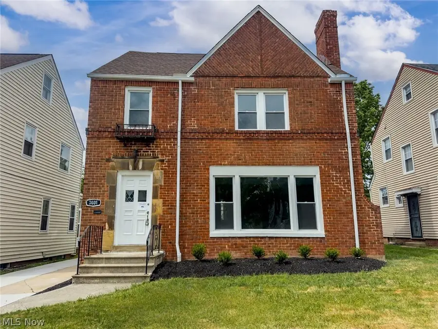 3601 Tullamore Road, University Heights, OH 44118 - #2