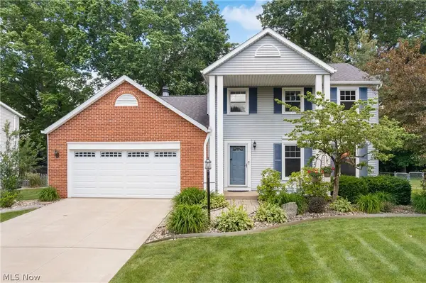 7888 Fox Run Nw Avenue, North Canton, OH 44720