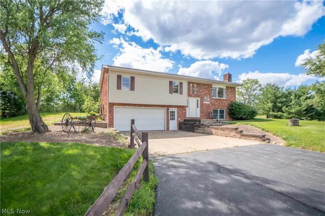 3535 17th Sw Street, Massillon, OH 44647 - #1