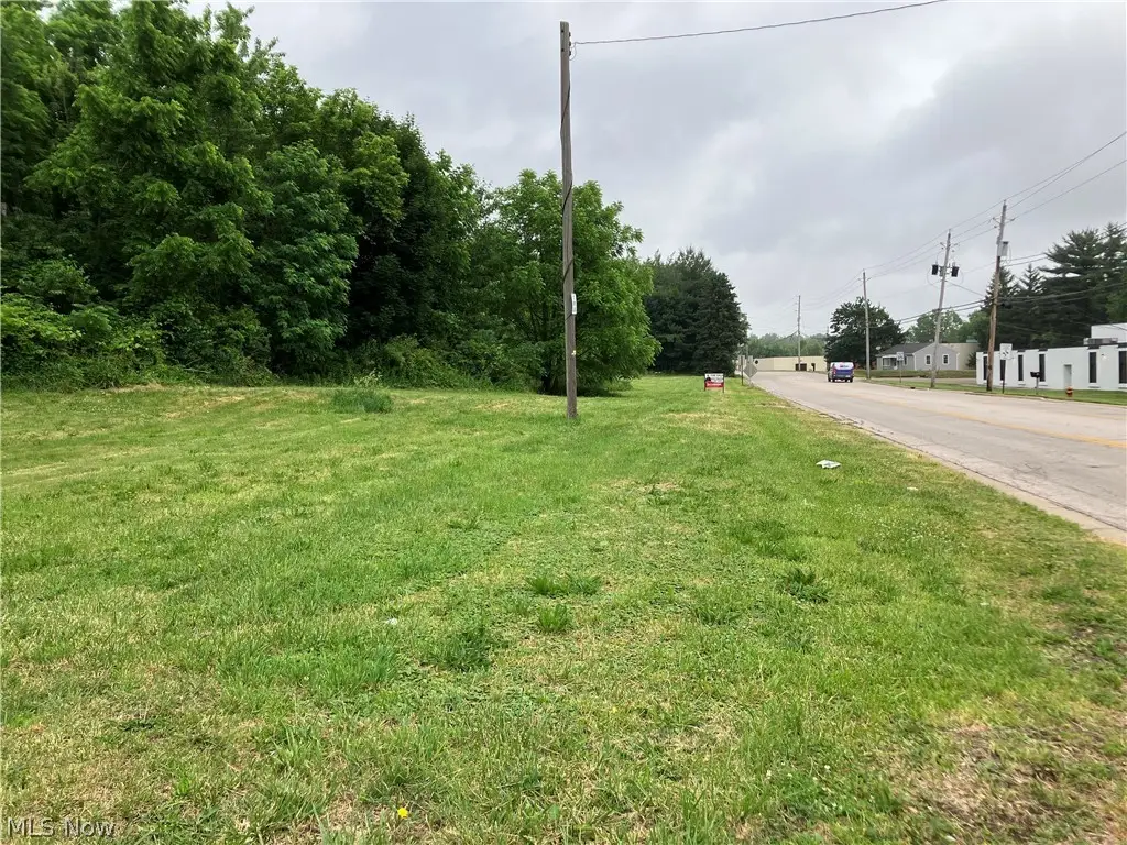 130 S Thomas Road, Tallmadge, OH 44278 - #1