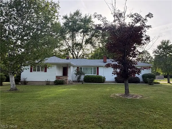 2849 Hoagland Blackstub Road, Cortland, OH 44410