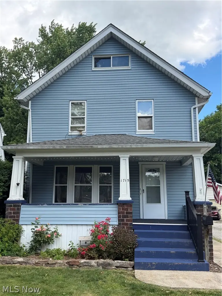 1715 7th Street, Cuyahoga Falls, OH 44221 - #1