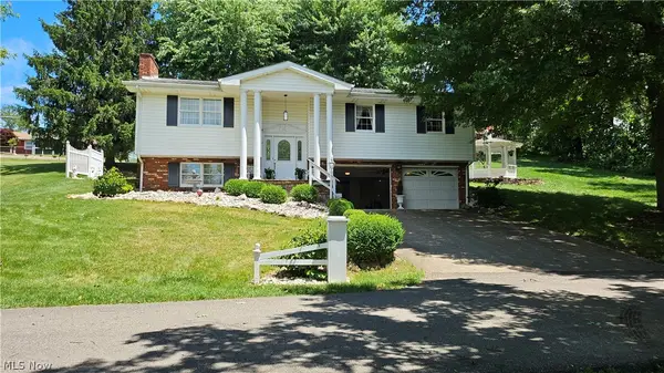 22 Orchard Drive, Martins Ferry, OH 43935