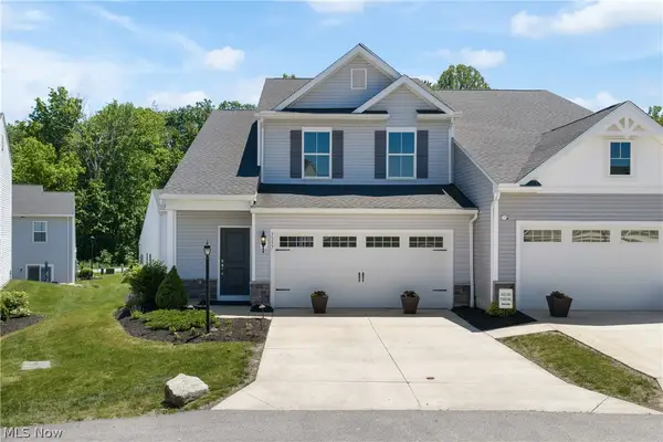 1357 Maple Grove Lane, Uniontown, OH 44685