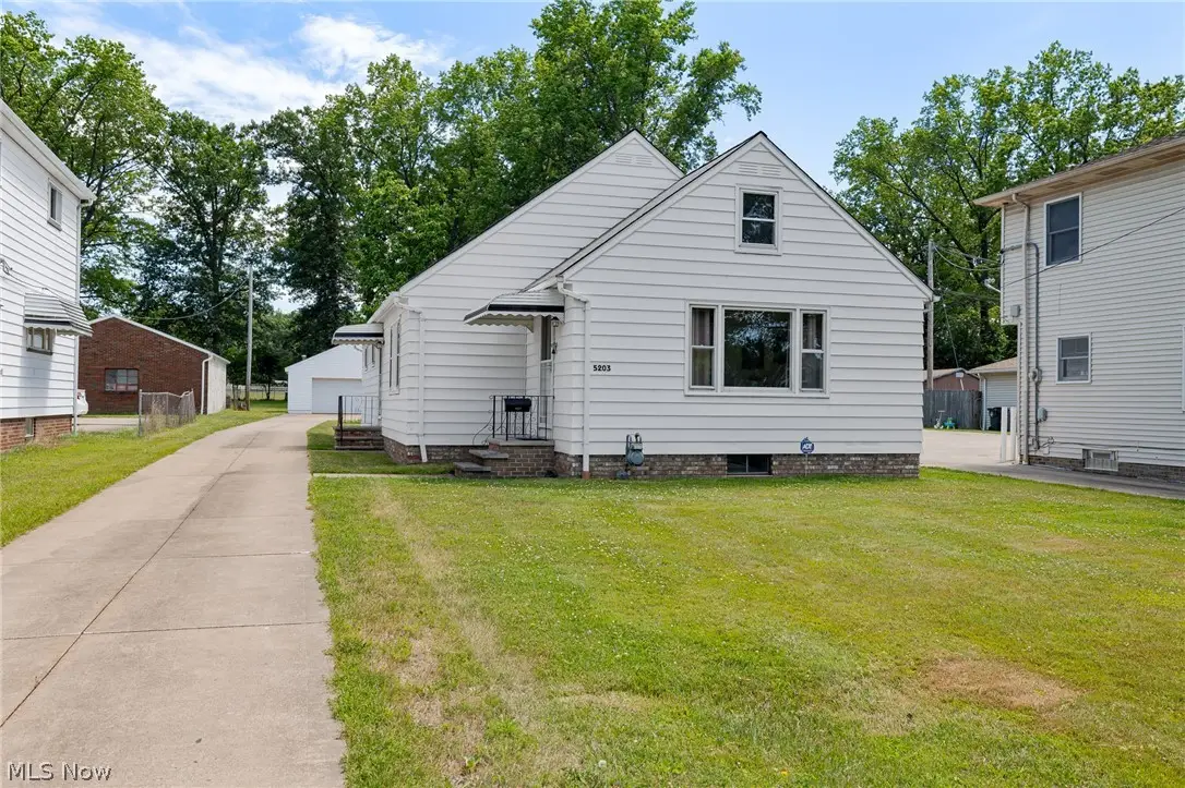 5203 Snow Road, Parma, OH 44134 - #1