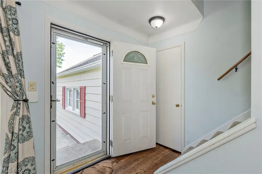 1649 Gilbert Drive, Mayfield Heights, OH 44124 - #2