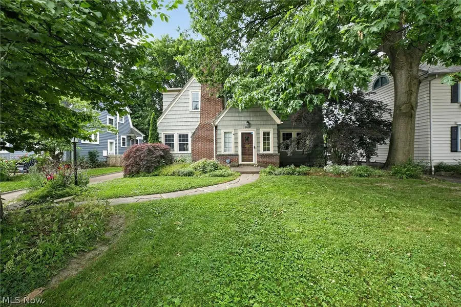 3008 Warrington Road, Shaker Heights, OH 44120 - #3