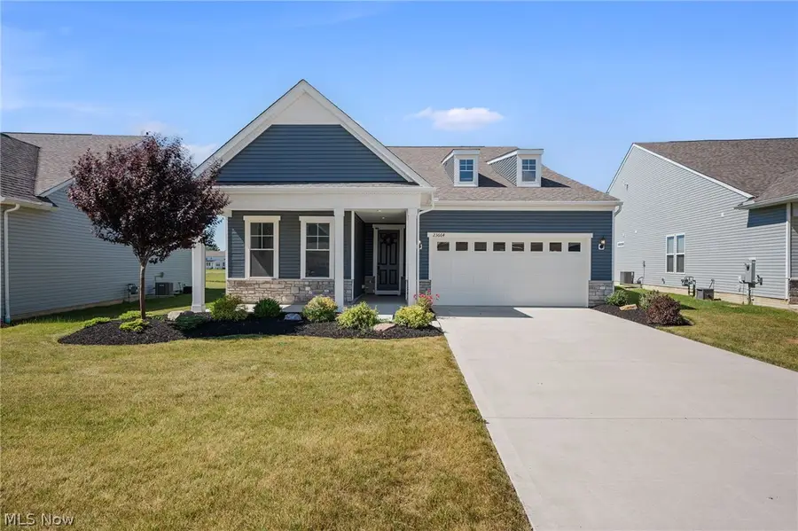 23664 St Andrews Drive, Columbia Station, OH 44028 - #2
