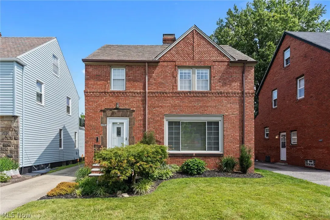 3953 Bushnell Road, University Heights, OH 44118 - #1