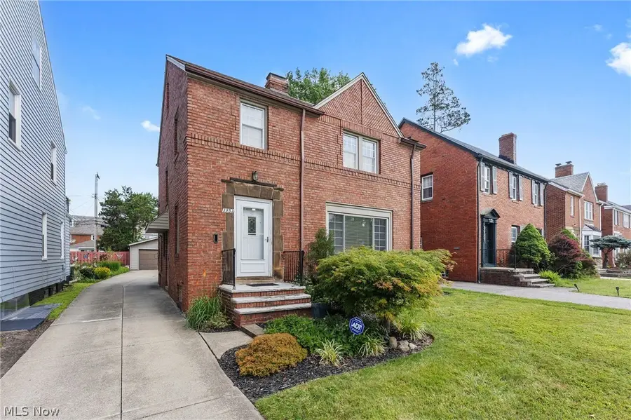 3953 Bushnell Road, University Heights, OH 44118 - #3