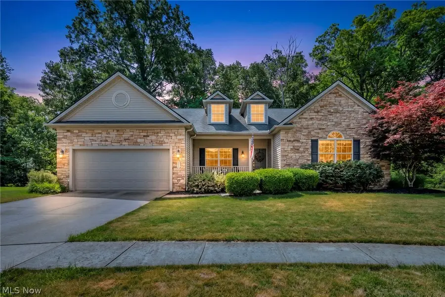 880 Shadow Creek Trail, Amherst, OH 44001 - #2