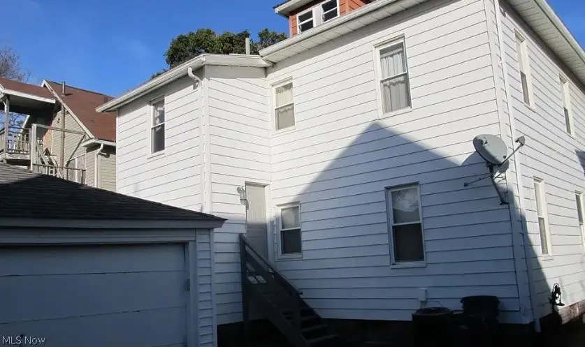1005 Clarendon Nw Avenue, Canton, OH 44708 - #2