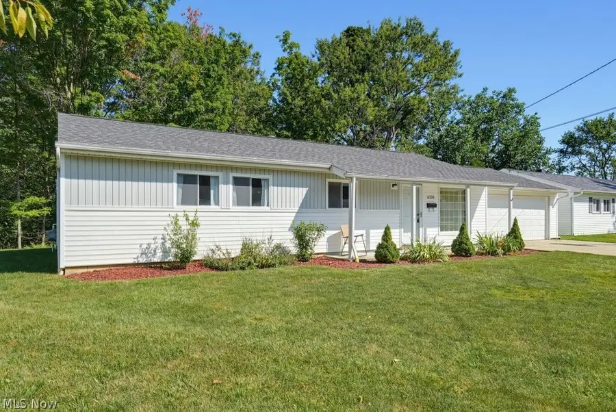 6326 Strathallan Drive, Bedford Heights, OH 44146 - #3