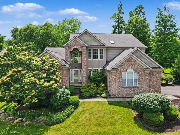 532 Covington Lane, Chagrin Falls, OH 44023