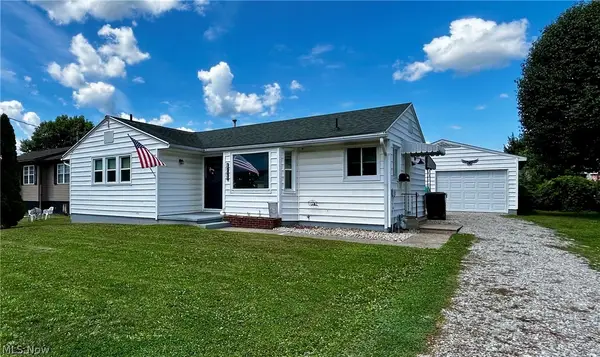811 Leonard Avenue, Belpre, OH 45714