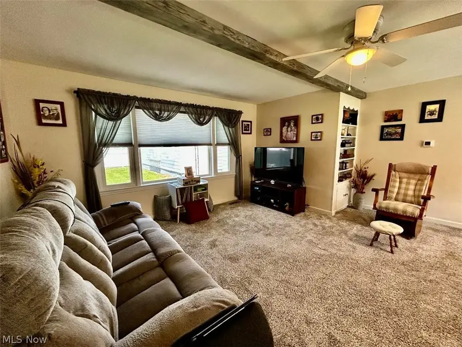 811 Leonard Avenue, Belpre, OH 45714 - #3
