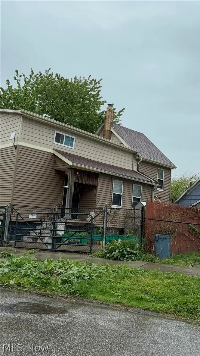 5900 Lawn Avenue, Cleveland, OH 44102 - #3