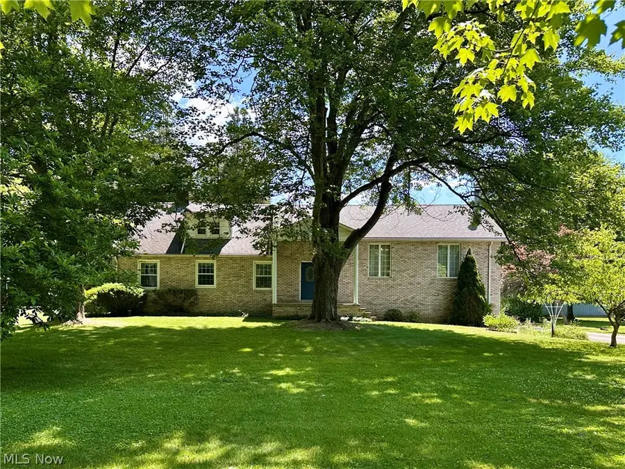 1465 Warner Road, Hubbard, OH 44425 - #2
