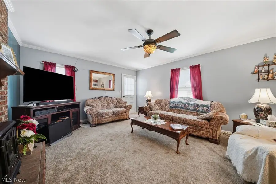 36 N Pearl Street, Columbiana, OH 44408 - #3