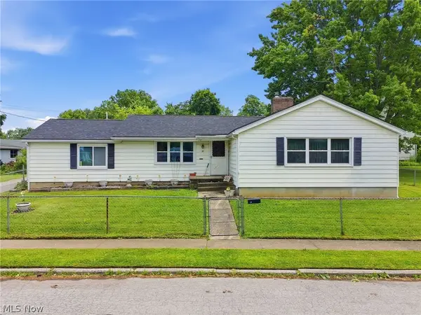 14 N Cross Street, Columbiana, OH 44408