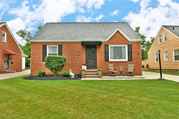 1239 Churchill Road, Lyndhurst, OH 44124