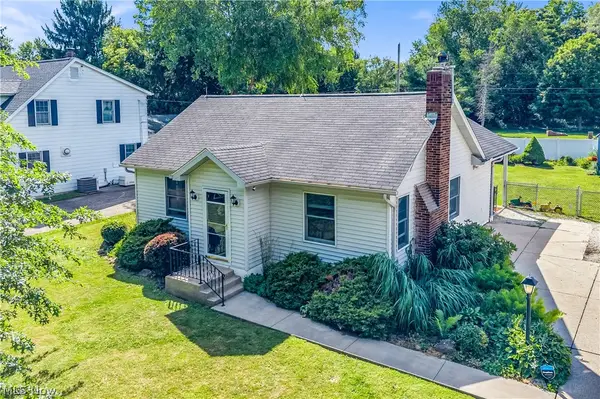 1372 Earhart Avenue, Akron, OH 44320