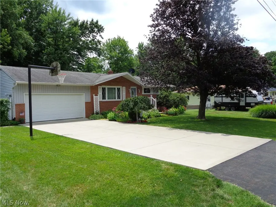 824 39th Sw Street, Canton, OH 44706 - #2