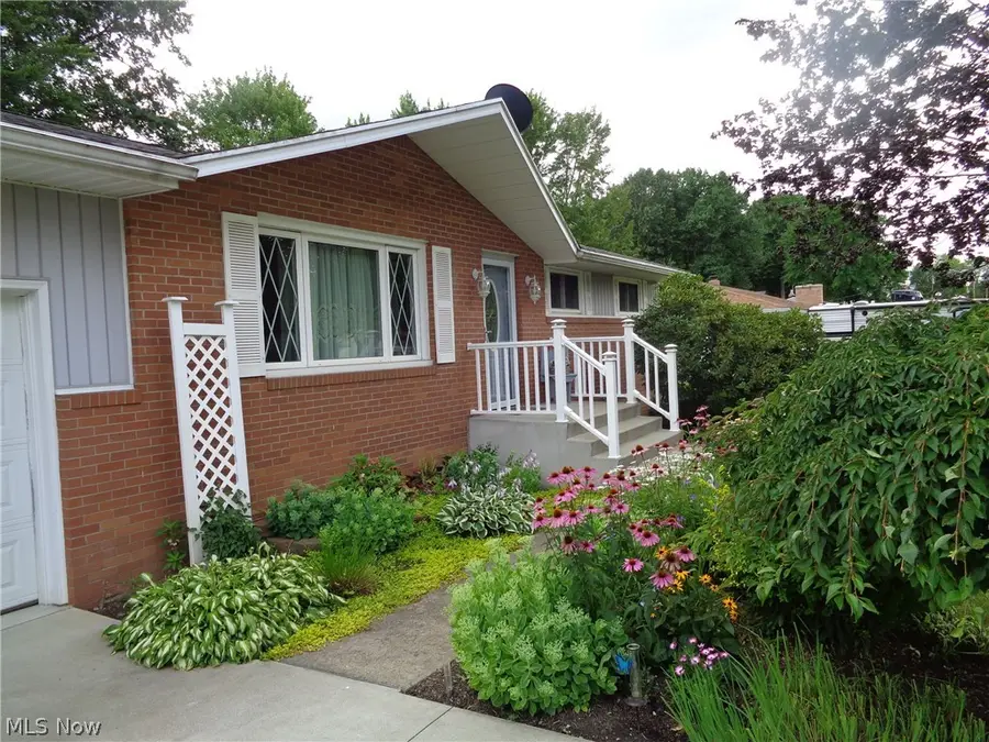 824 39th Sw Street, Canton, OH 44706 - #3