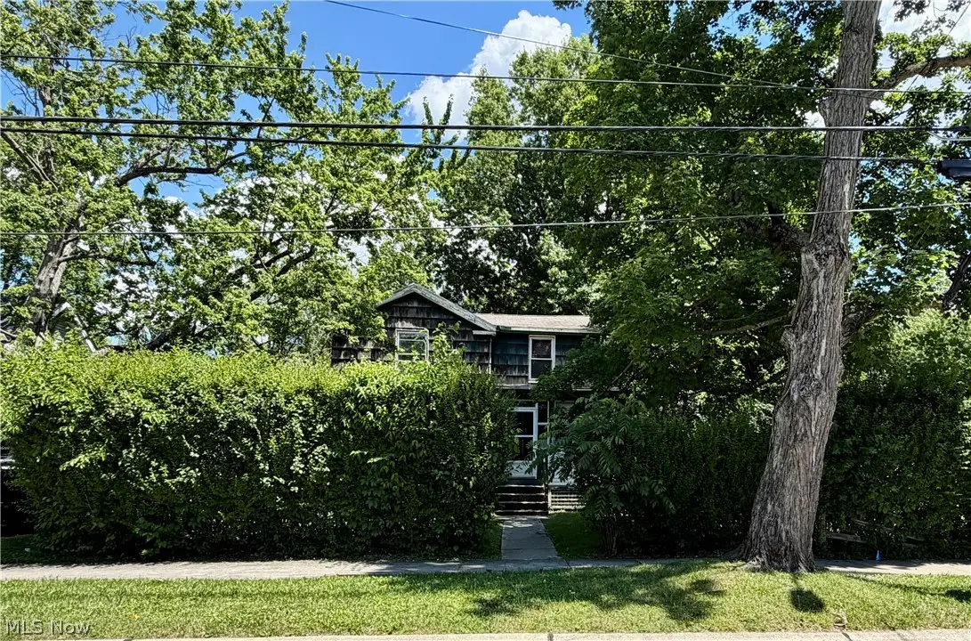267 N Pleasant Street, Oberlin, OH 44074 - #1