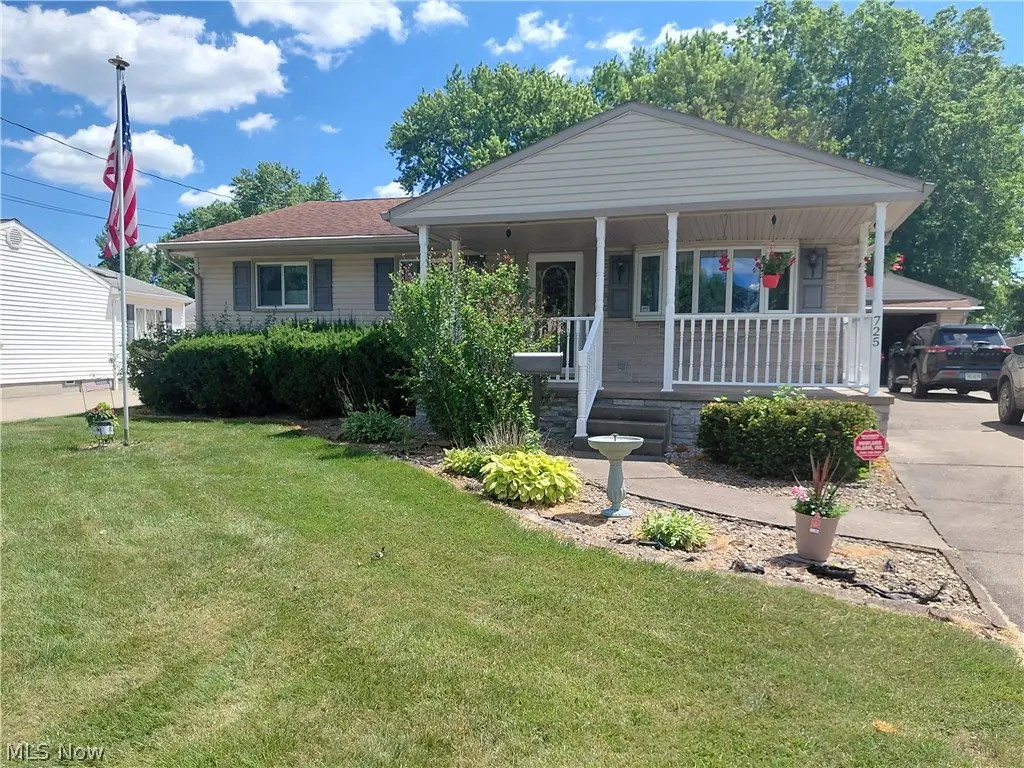 725 Gary Drive, Hubbard, OH 44425 - #1