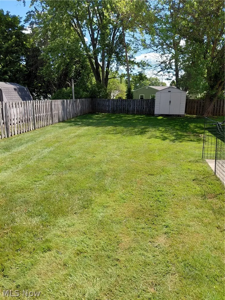 725 Gary Drive, Hubbard, OH 44425 - #3