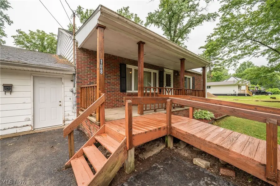 108 Fairlawn Avenue, Niles, OH 44446 - #2