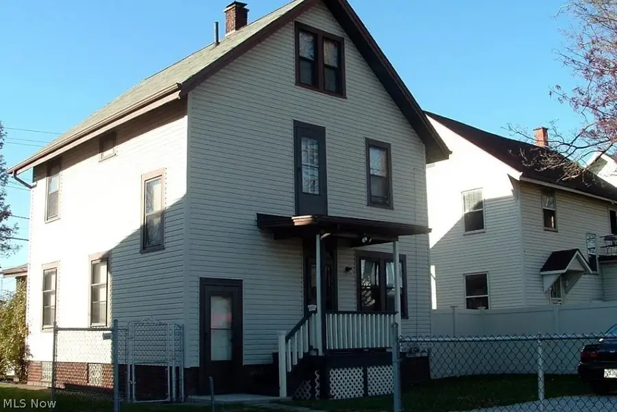 614 Clarendon Nw Avenue, Canton, OH 44708 - #2