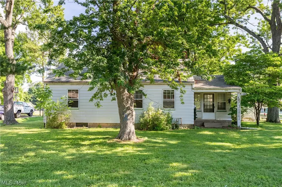 809 Easton Ne Street, Canton, OH 44721 - #2