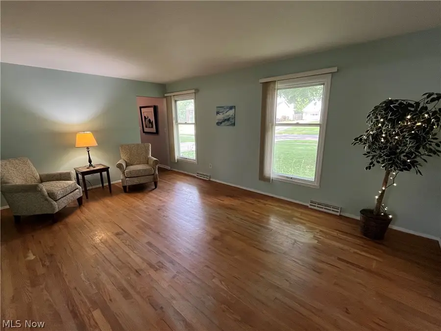 274 Dorchester Road, Akron, OH 44313 - #2