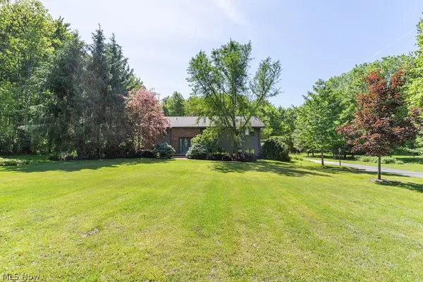 4204 S Bailey Road, North Jackson, OH 44451