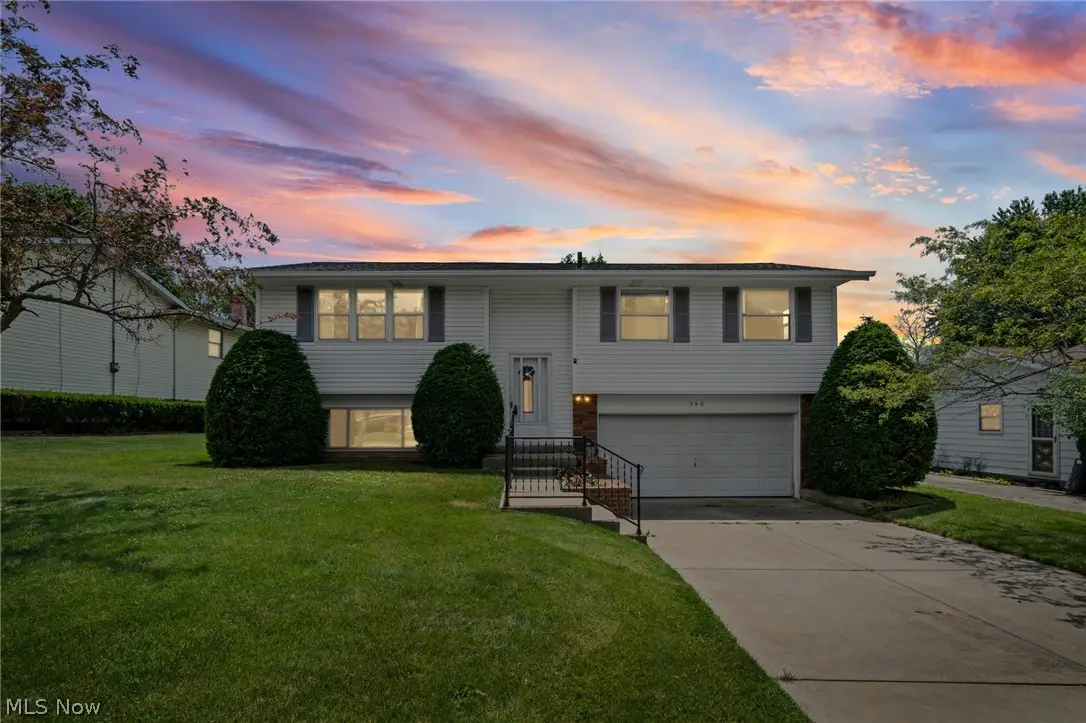 248 Washington Drive, Northfield, OH 44067 - #1