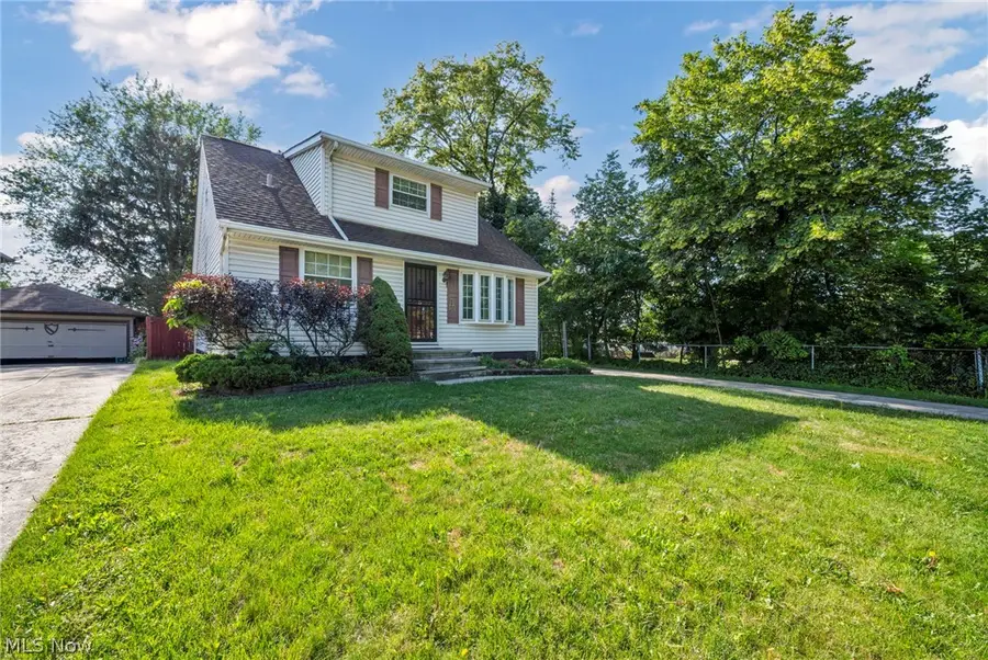 4630 W 190th Street, Cleveland, OH 44135 - #2