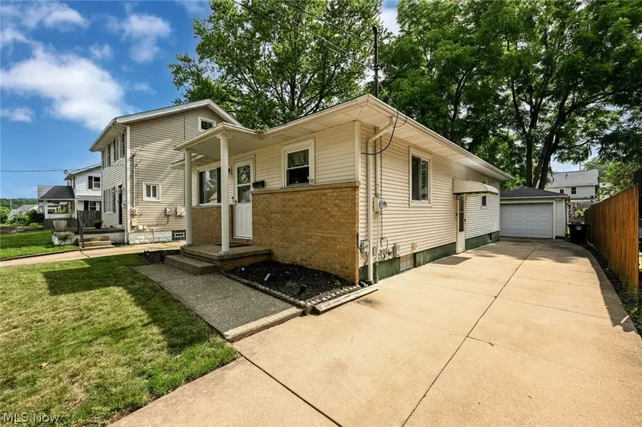 51 Devonshire Drive, Akron, OH 44312 - #2