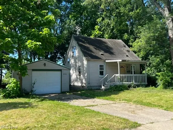 950 Silvercrest Avenue, Akron, OH 44314