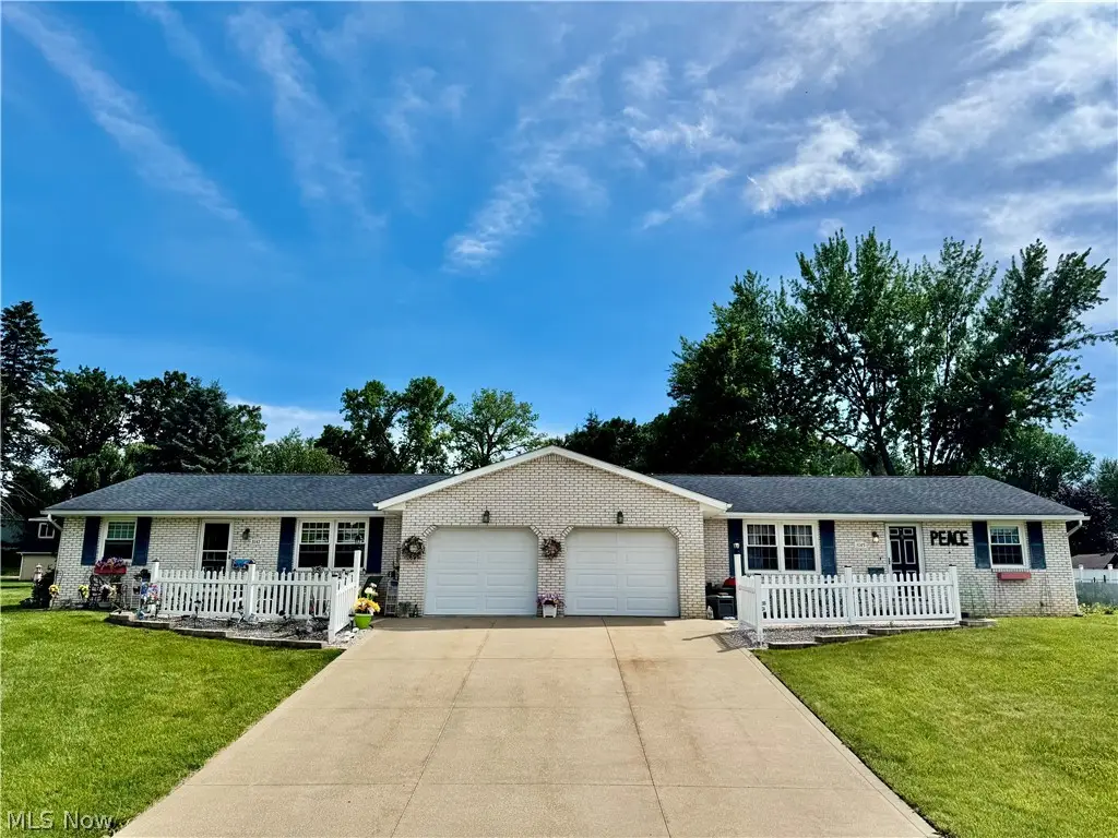 3145 Ventura Nw Circle, Massillon, OH 44646 - #1