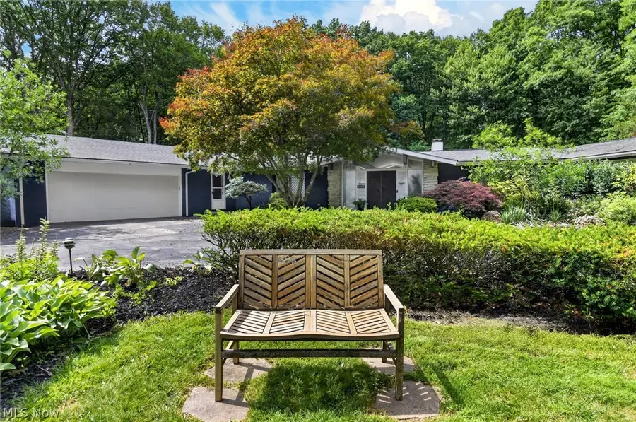 5698 Lamplighter Drive, Girard, OH 44420 - #2