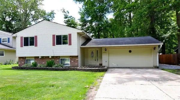 5454 Barton Road, North Olmsted, OH 44070
