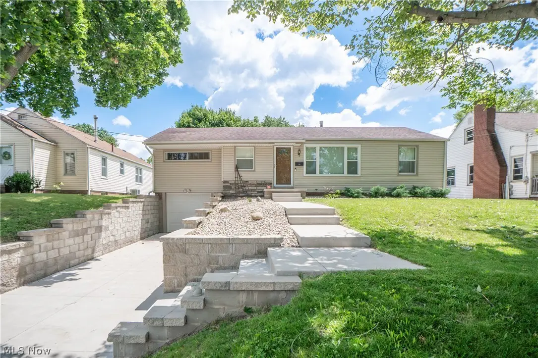 184 Ambrose Nw Avenue, Canton, OH 44708 - #1