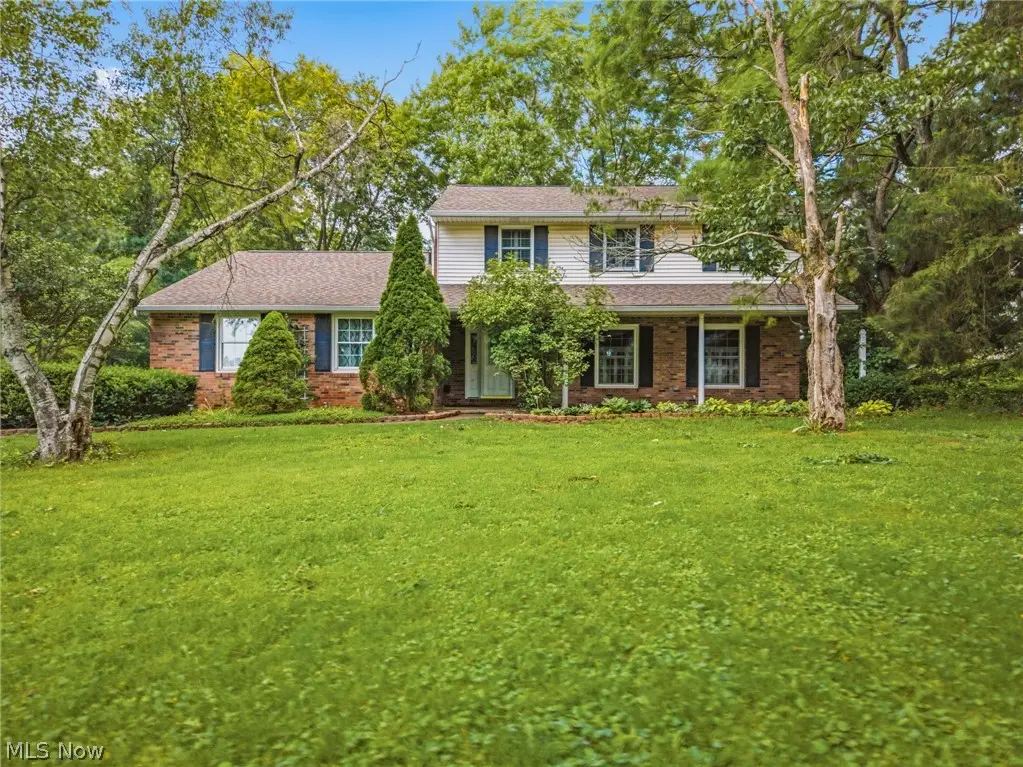 2211 Hunting Valley Nw Street, North Canton, OH 44720 - #1