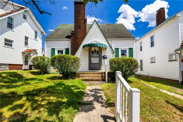 302 Cedar Avenue, Steubenville, OH 43952