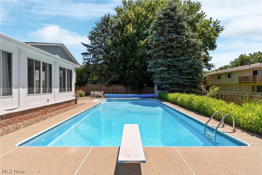 7728 Brunswick Nw Circle, Massillon, OH 44646 - #3