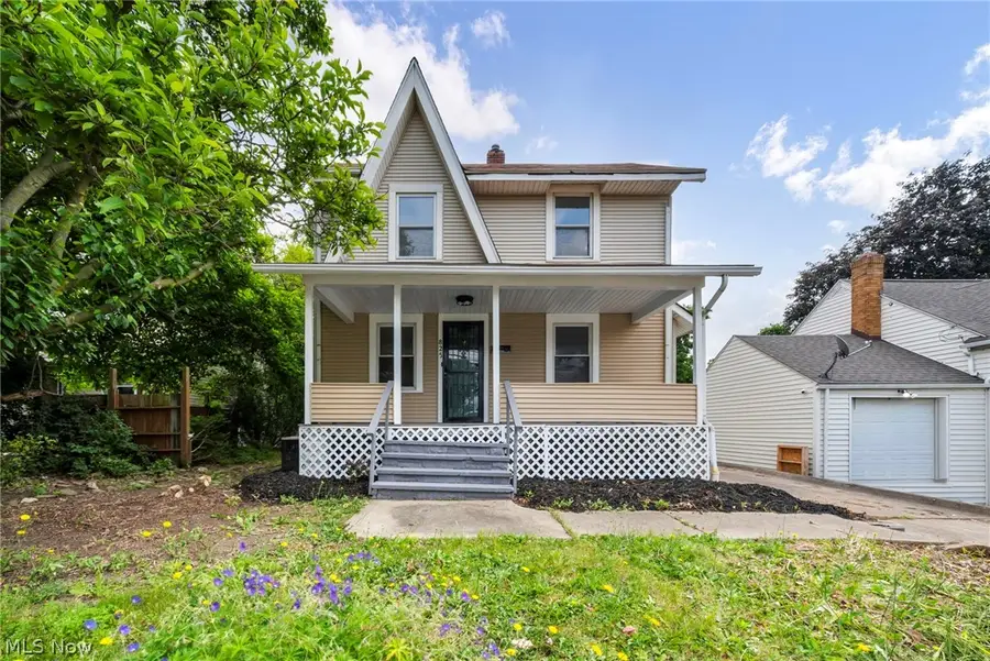 825 Dan Street, Akron, OH 44310 - #2